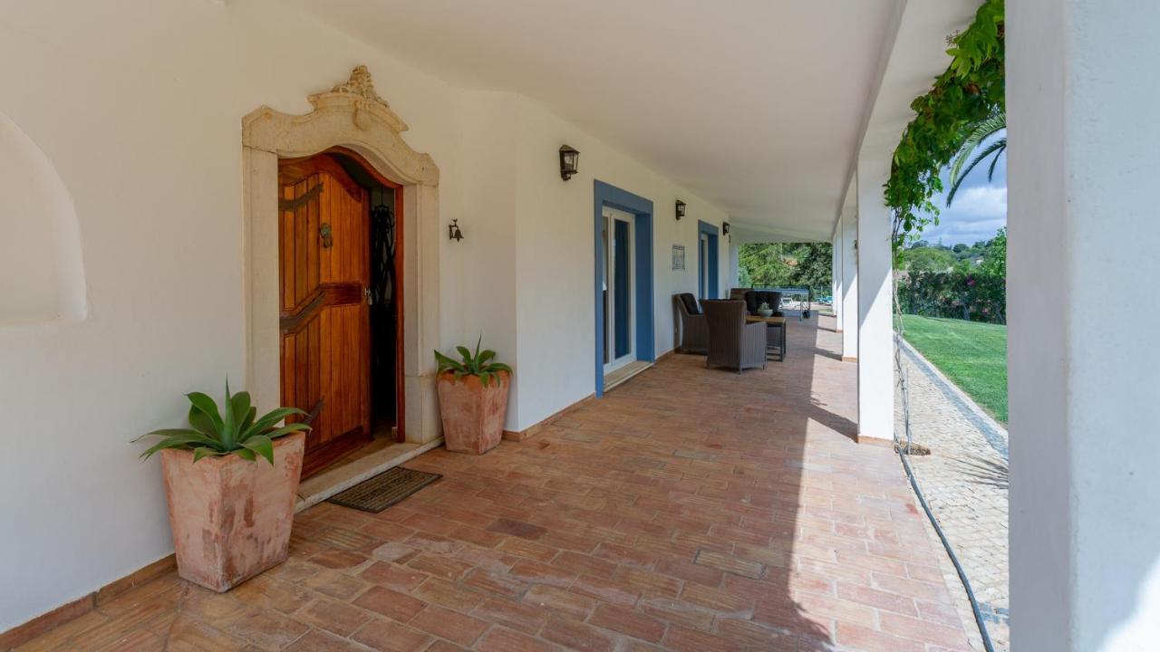 Luxury With Pool In Vineyard Near The *