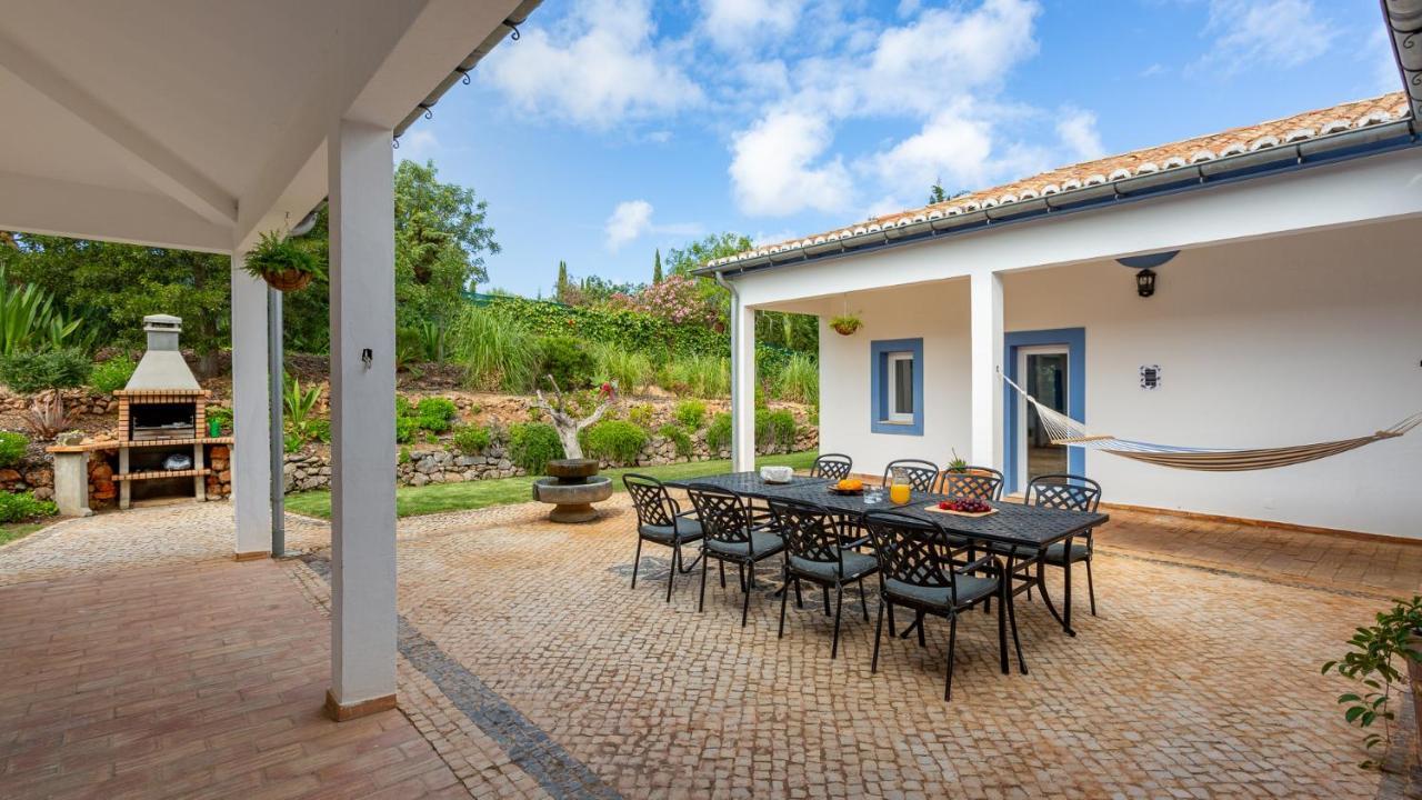 Luxury With Pool In Vineyard Near The Villa