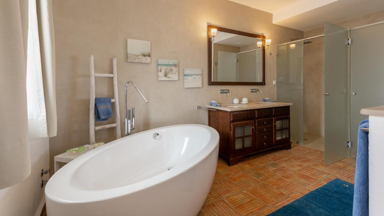 Luxury With Pool In Vineyard Near The * Porches (Algarve)
